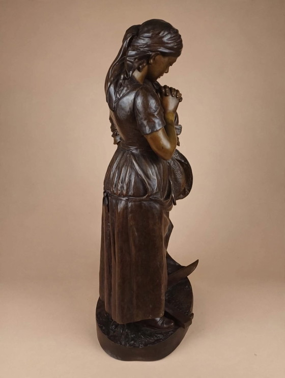 Large Angelus Sculpture - praying peasant couple - 67 cm - 14.7kg - spelter with old bronze patina, Metal (photo 5 of 5)