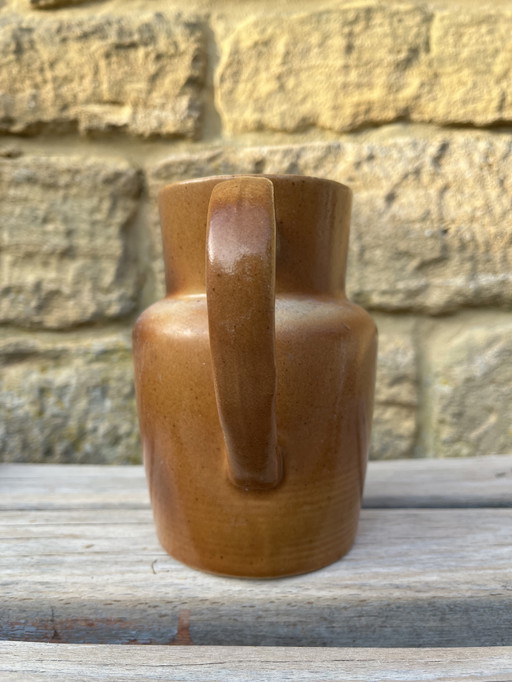 Stoneware pitcher from Scarpe