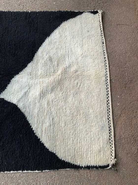 Handgefertigter marokkanischer Teppich weiß-schwarz 200cm x 300cm – Teppiche & Läufer, Wool (photo 7 of 11)