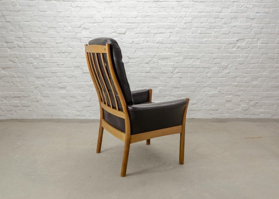 Image 1 of Fauteuil lounge scandinave en cuir marron chocolat G-Möbel, Suède, années 1960.