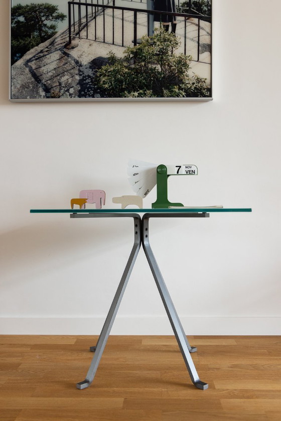 Image 1 of Enzo Mari Cuginetto side table Driade 1973