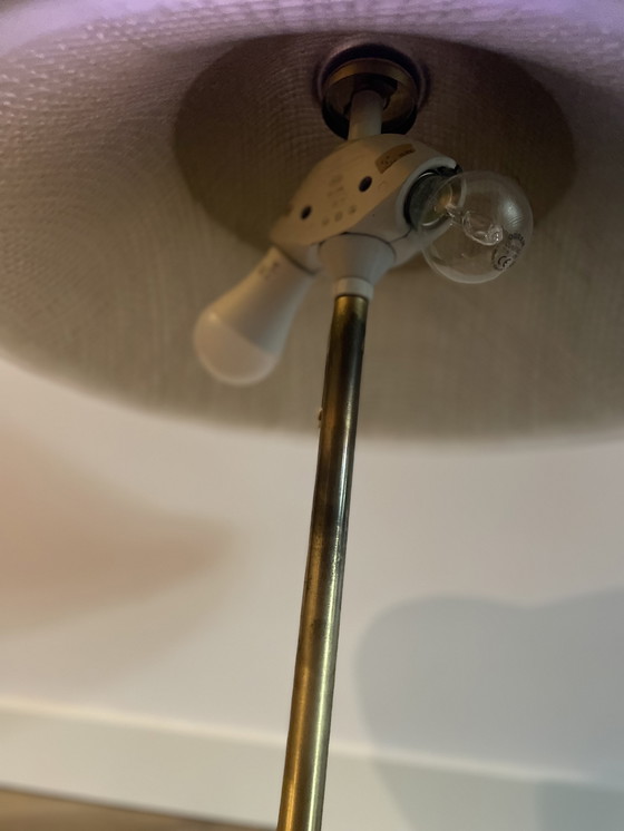 Image 1 of Space age paddestoel messing en glazen tafellamp van Peill & Puzzler 1970s