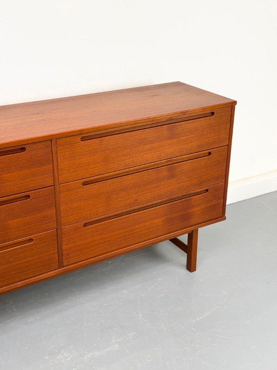 Large Teak Chest of Drawers from Tørring / HJN Møbelfabrik, 1960s – Sideboard, Wood (photo 5 of 25)