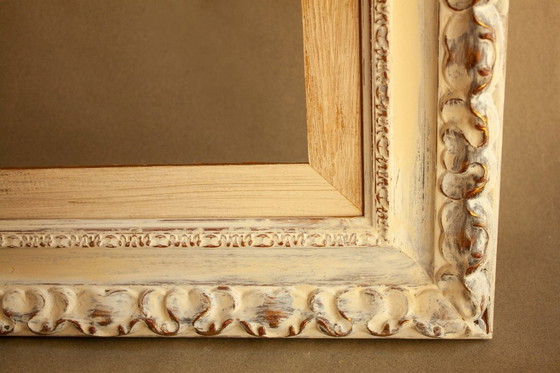 Image 1 of Exclusieve, gesneden houten lijst. Lijst in vintage, verweerde stijl.