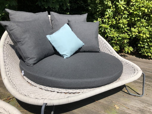 2x Borek Pasturo daybed with seat cushion & 10 cushions