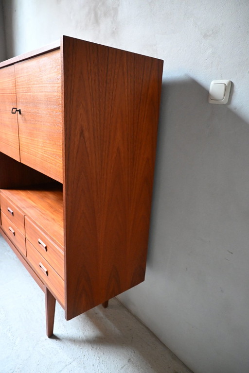 Prachtig groot vintage highboard jaren 60, teak fineer