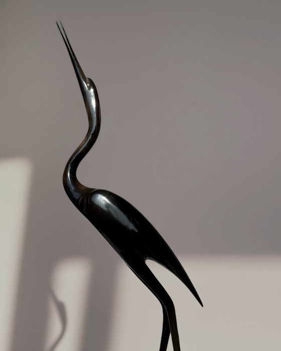 Image 1 of Héron vintage sculpté à la main