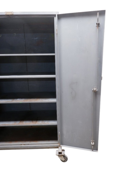 Image 1 of armadio mobile industriale