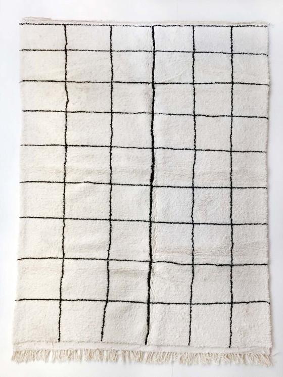 Image 1 of Tapis blanc avec des carreaux 250cmx150cm