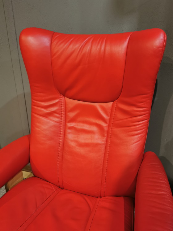 Image 1 of Ekornes Stressless Chair, Mod. Wing, Size M, With Hocker.