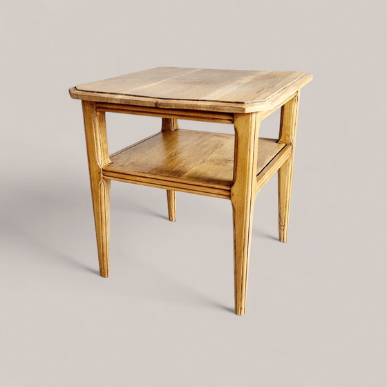 Image 1 of Bijzettafel of salontafel uit de jaren 1940 - Massief eikenhout