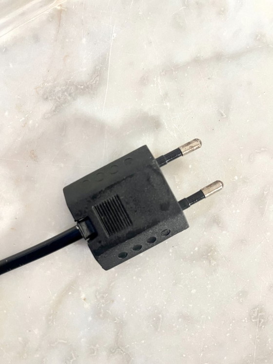 Image 1 of Lampada da tavolo vintage in acrilico Space Age di Gino Sarfatti per Arteluce, Italia, anni '60/'70