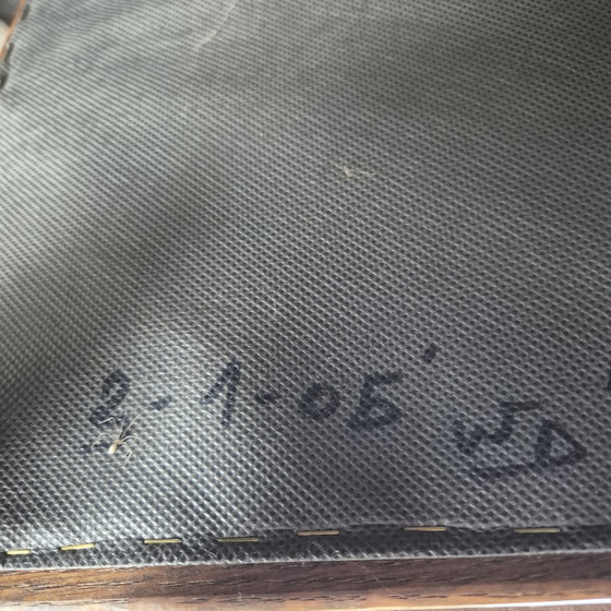 Image 1 of Klassieke stoffen oorfauteuil in goede staat.