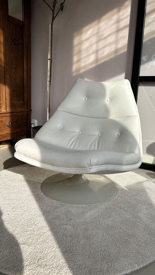 Artifort F510 swivel armchair Geoffrey Harcourt vintage