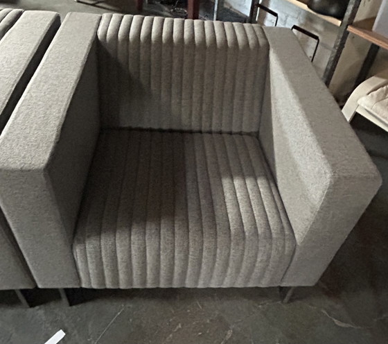 4x Deberenn Mona Design Armchairs Light Grey Ribbed Fabric - As Good As New – Textile (photo 7 of 12)