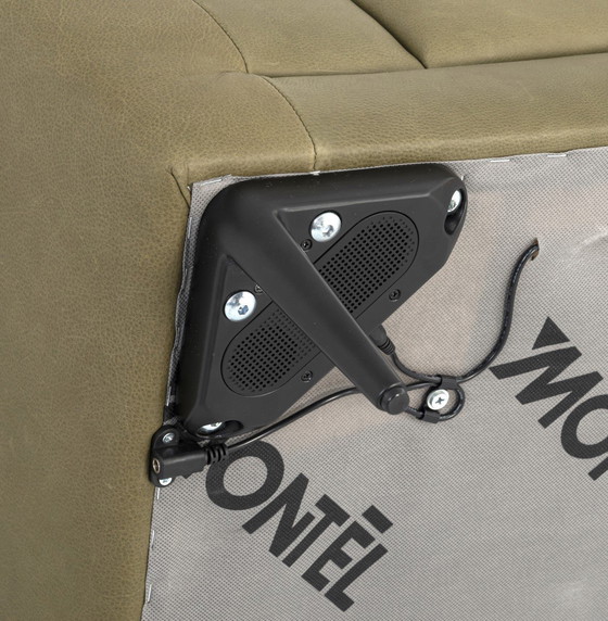 Image 1 of Montel Hampton 3-seater sofa