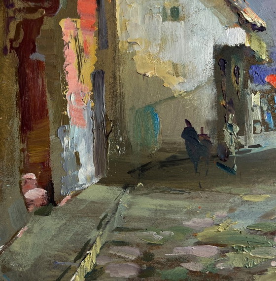Image 1 of Origineel olieverfschilderij: Somber stadslandschap, wandelend door de stadsstraat.