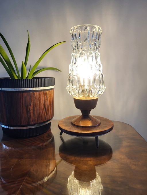 Vintage Tischlampe Stativ aus den sechziger Jahren mit Glas Lampenschirm