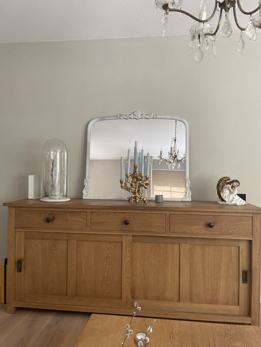 Superb dresser