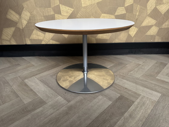 Image 1 of Artifort circle 