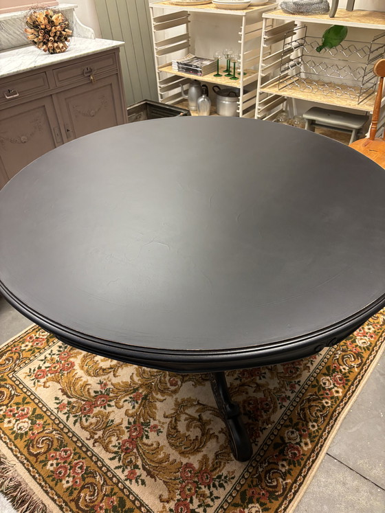 Image 1 of Antique / Baroque / Brocante dining table / round table