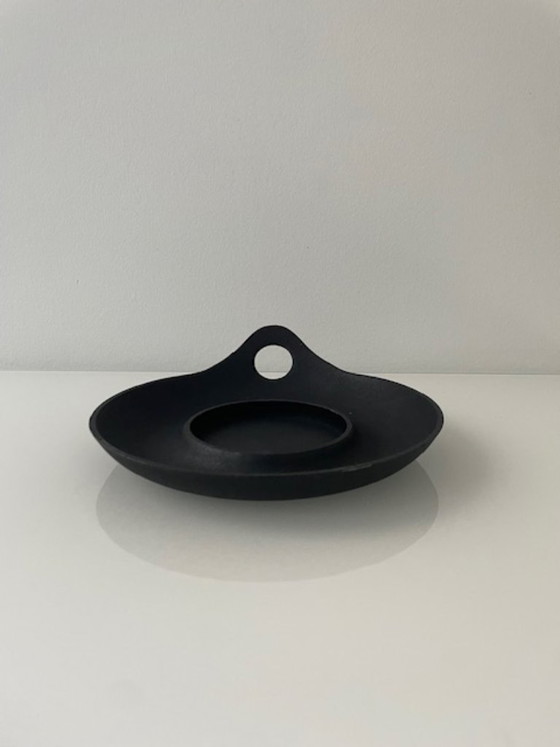 Image 1 of Portacandele dal design moderno in alluminio verniciato a polvere nero.