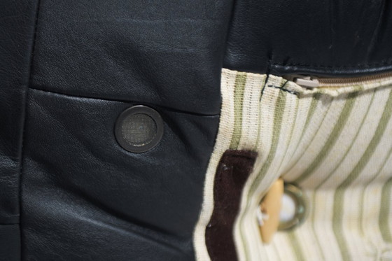 Image 1 of Rara poltrona e pouf Marsala in pelle nera - Michel Ducaroy - Ligne Roset