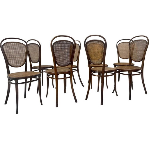 Set of 8 vintage bentwood chairs by Thonet, Austria 1930s
