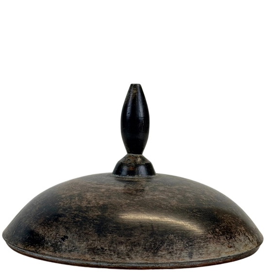 Par de vasijas indias de bronce con tapa y pátina oscura, circa 1920–1960 – Objetos decorativos, Bronze (photo 10 of 11)
