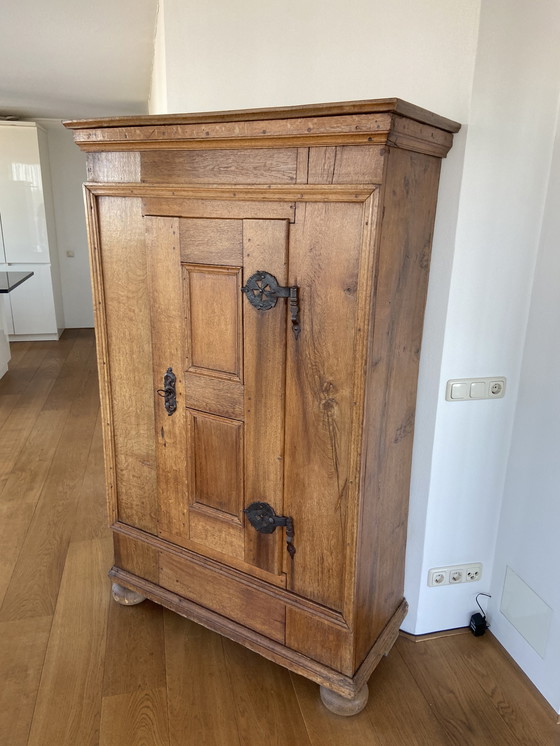 Image 1 of Credenza antica in rovere Spinde, legno di quercia anticato