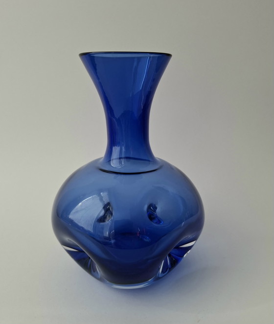 Image 1 of Vintage studio glass vase, cobalt blue – mouth-blown – organic shape – H 16 cm