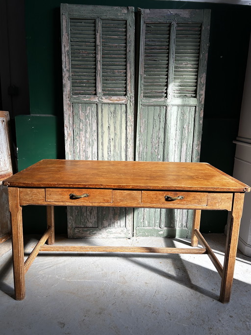 Solid wood farm table