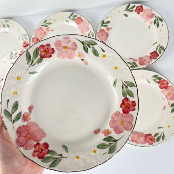 Image 1 of Set di 8 piatti da dessert Cameo Florals Malaysia porcellana 1970-90