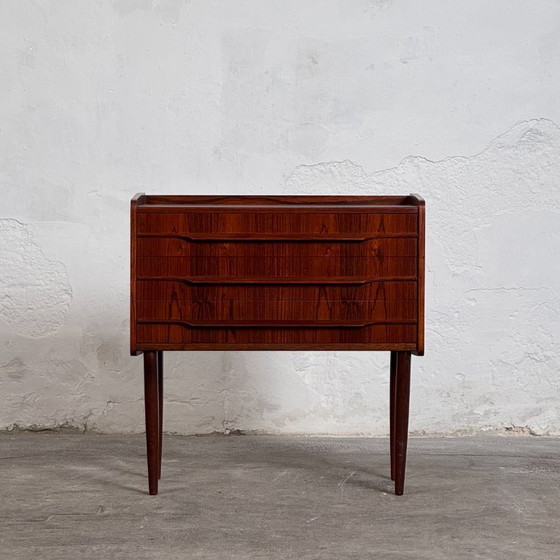Image 1 of Cómoda danesa de palisandro, década de 1960: diseño escandinavo de mediados de siglo
