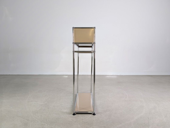 Image 1 of Mesa auxiliar USM Haller original Diseño de mesita de noche Fritz Haller