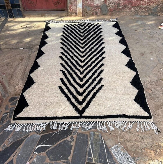 Handgemaakt Berberkleed, zwart-wit, 2/3 m – Ahrend, Vloerkleden en tapijten, Wool (photo 4 of 9)