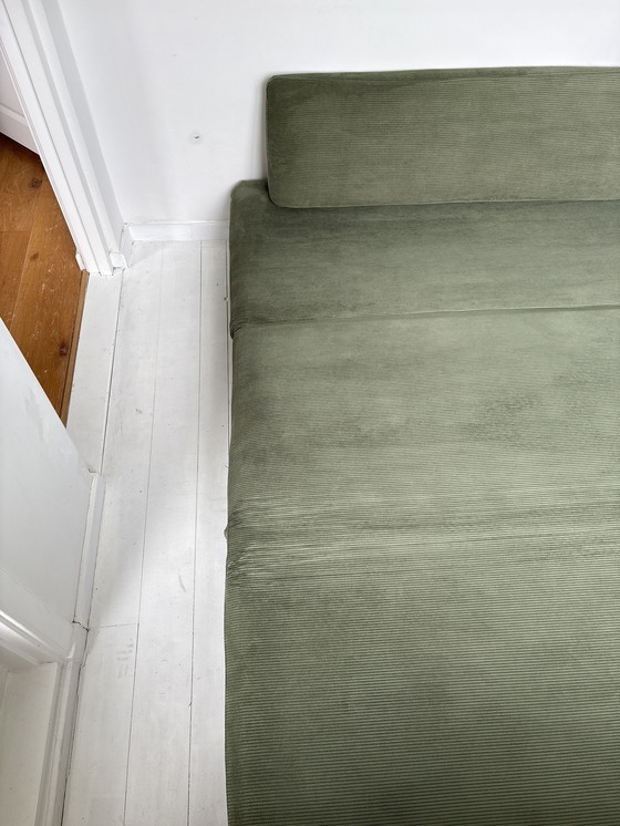 Image 1 of Sofá cama grande Kahlo - Pana verde pálido (Made.com)