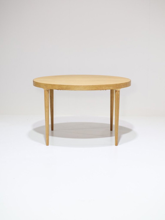 Image 1 of Extendable round dining table Danish oak vintage 1960s