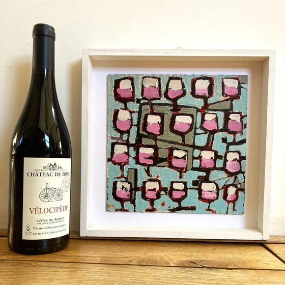 Image 1 of Germain Henneka – Roségläser mit blau-grauem Hintergrund