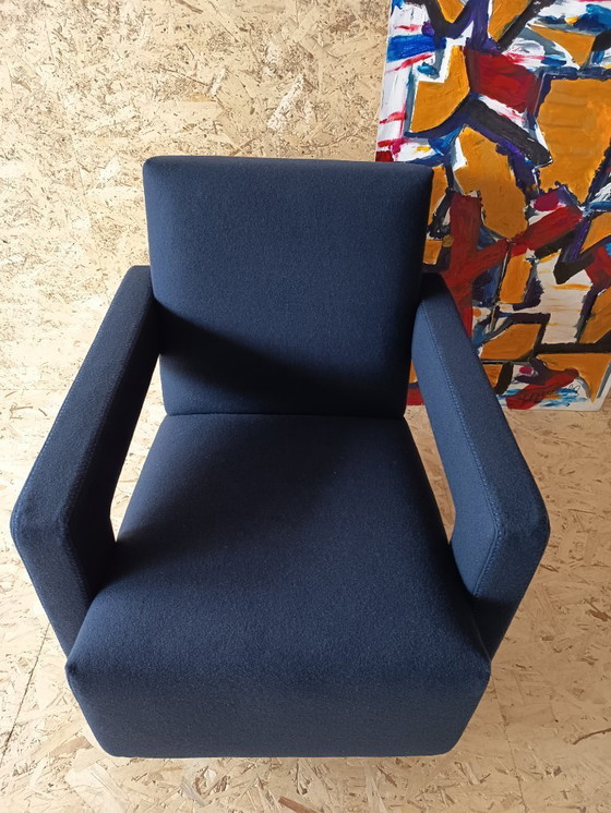 Image 1 of CASSINA Utrecht 637 armchair in Midnight BLUE Kvadrat wool by Gerrit Rietveld