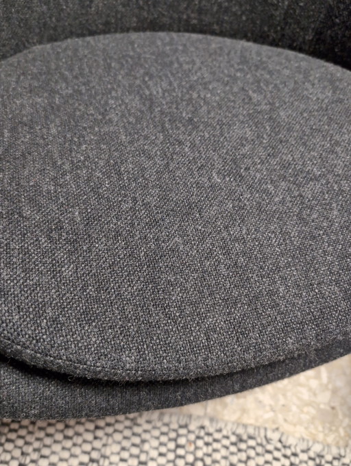 Varier présente le modèle Kokon + repose-pieds