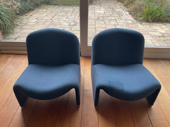 Image 1 of 2 Artifort Alky fauteuils