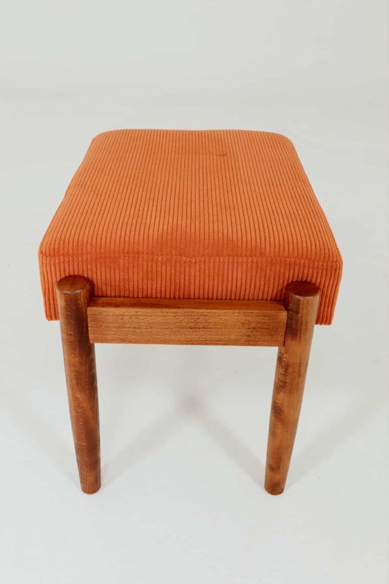 Image 1 of Fauteuil et repose-pieds vintage en velours côtelé orange papaye
