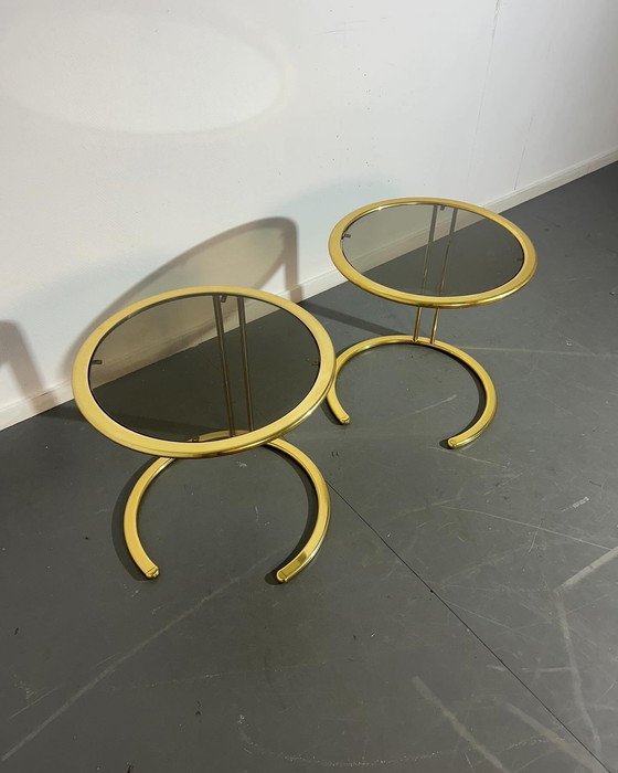 Image 1 of Ensemble de tables d'appoint en laiton '1980'