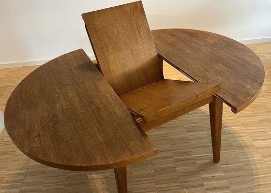 Image 1 of Ensemble de 4 chaises de salle à manger et d'une table ronde pliante, années 1950, (peut-être conçu par Carl Malmsten)