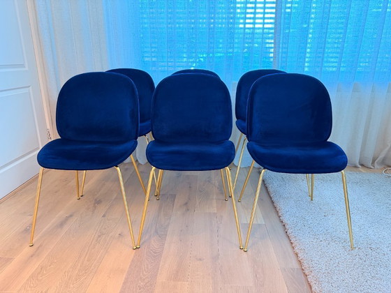 Image 1 of 6 sedie Gubi Beetle