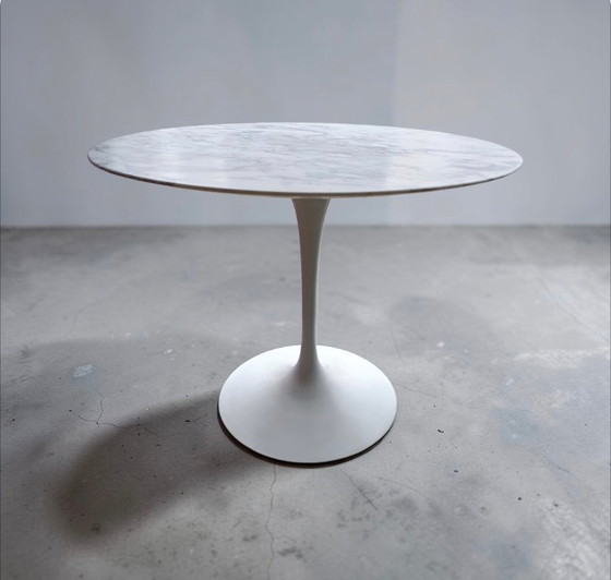 Image 1 of Table Tulipe Internationale 90cm Eero Saarinen Knoll Années 1960 De Coene