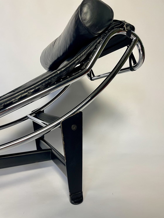 Image 1 of Le Corbusier LC4 Replica