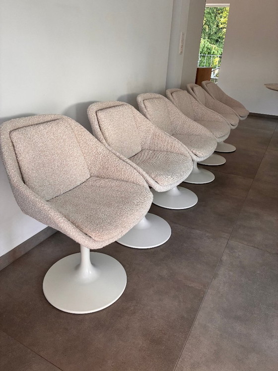 Image 1 of Mid-Century Modern style table and chairs, Juntoo