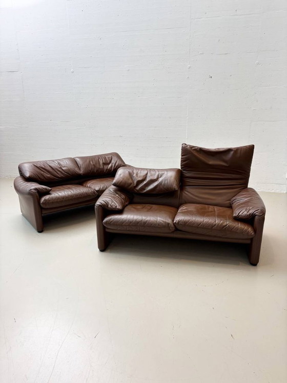 Canap&eacute; Maralunga de Vico Magistretti pour Cassina, ann&eacute;es 1970 – Canapés 2 places, Leather (photo 9 of 19)